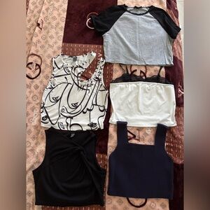Bundle of 5 crop tops